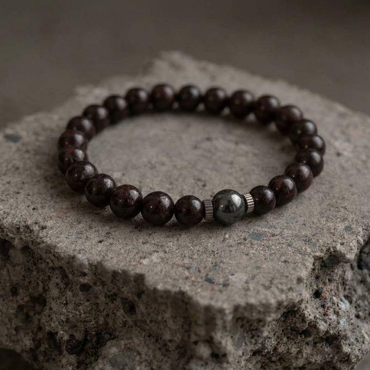 Bracelet en grenat almandin pour homme avec perle d'hématine aimantée